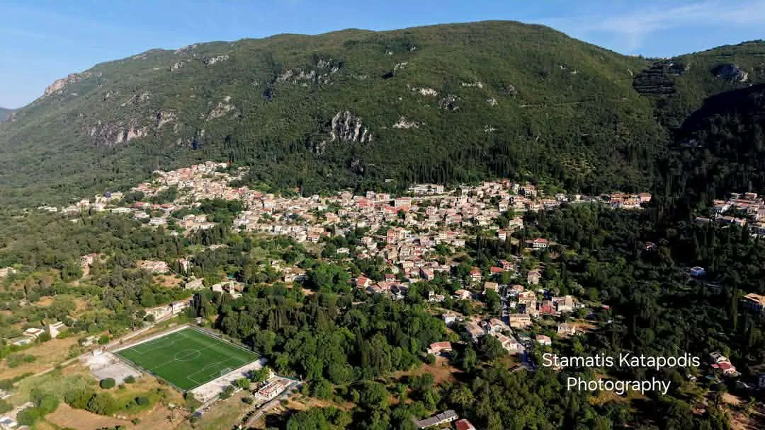 Γήπεδο Άνω Κορακιάνας